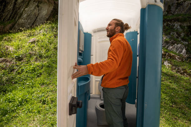 Best Affordable porta potty rental  in West Bend, WI